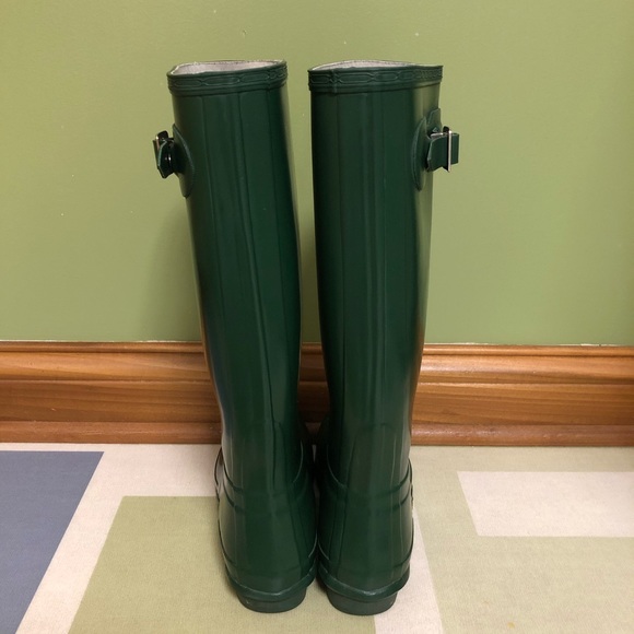 Hunter Tall Green Rain Boots - Picture 5 of 8